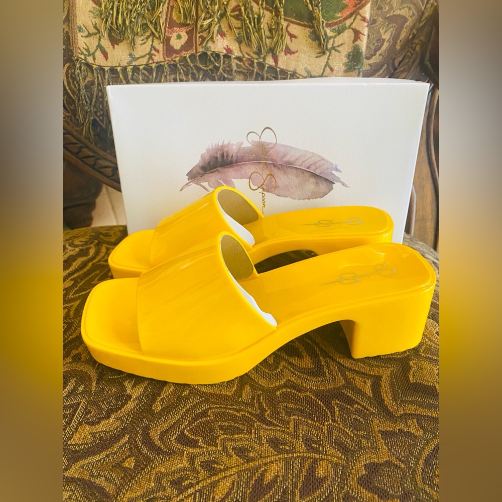 Jessica Simpson Gavena Block Heel Sandals